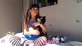 Bonneyuwu Plays with Stuffed Animals and Squirts Milk with Pacifier