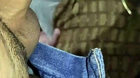 Does my otaku friend get hot after convention?