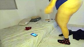 Vivi Guedez Spots Huge Dick Hanging Out Of Pants After Night Out