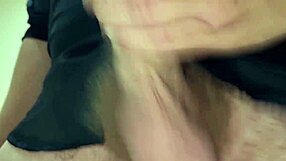 Apri La Bocca E Succhialo Tutto - Cazzo Duro E Sega Con Sborrata