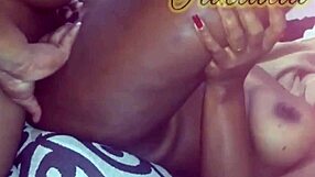 preta gemendo gostoso com o meu pau no rabo