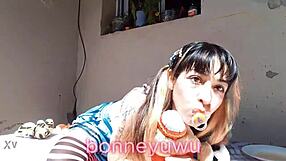 Bonneyuwu Plays with Stuffed Animals and Squirts Milk with Pacifier