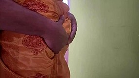 Sauteli Behen Ki Chhupi Jawaani Kholi Har Had