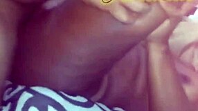 preta gemendo gostoso com o meu pau no rabo