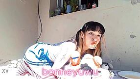 Bonneyuwu Plays with Stuffed Animals and Squirts Milk with Pacifier