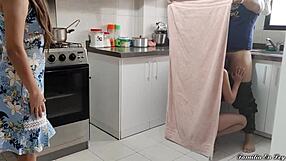 que rica la mejor amiga de mi novia que se queda en nuestra casa