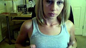 Kylie teases her perfect ass and tits on webcam