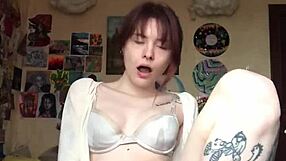 did you see that smooth pussy