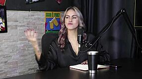 ela explica como come�ou no porn� criou uma fanfic por tes�o realizou uma dp e � questionadora de padr�es - naomi campos sheer red