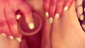 minxycme switching positions with dildo and squirting orgasm