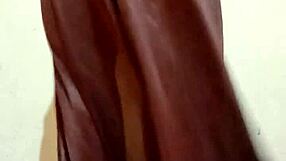 Look at Shilpa Aunty's Intoxicating Body!