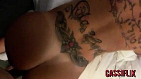 dois safados acordaram para atividades e encheram de leitinho