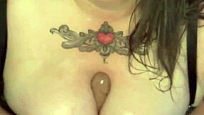 minxycme switching positions with dildo and squirting orgasm