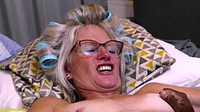 i fist fucked the skinny 68-year-old mature until squirting