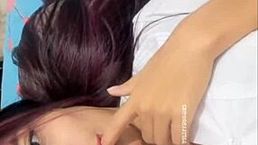 i gave a brunette a relaxing massage after bath