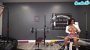 ashlyn peaks works out with her personal trainer in a fun session.