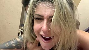 Alley Sex: Wet Pussy, Pulsing Cock, No Condom!