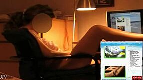 watch this latina masturbating on webcam?