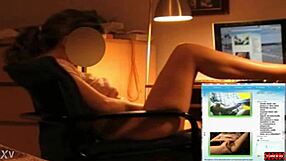 watch this latina masturbating on webcam?