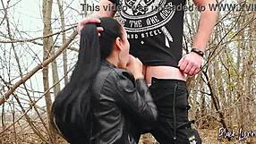 I got facefucked outdoors in my leather leggins