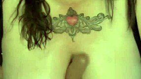 minxycme switching positions with dildo and squirting orgasm