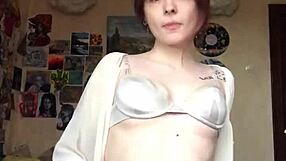 did you see that smooth pussy