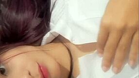 i gave a brunette a relaxing massage after bath