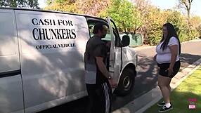 Gorgeous And Chunky Brunette Babe Reyna Cruz Gets Fucked Missionary Style