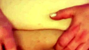 minxycme switching positions with dildo and squirting orgasm