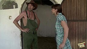 Elioska Cross turns outdoor fun into intense anal sex