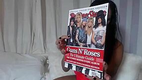 oily milf show maxine x plays with her boobs pussy