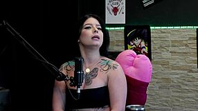 Garota De Programa Quer Ser Famosa Com Fetiche Louco?