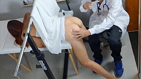 Novinha went to gynecologist and doctor fucked her tight pussy