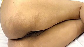 Saasu ma ko ghodi bna kr ki chudai aur gand chati paad sunghe ma ki chudai hindi video indian roleplay family sex