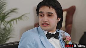 big tits bombshell kiki daire meets big cock guy elias cash