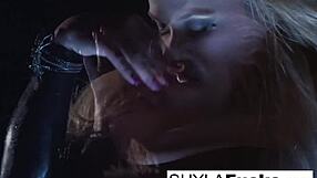 Sexy Shyla Stylezs Smoking Fetish