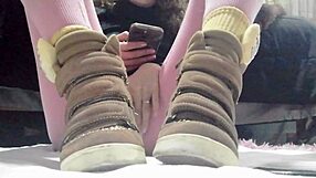 Hot Mexican Woman Uses Dildo In Cell