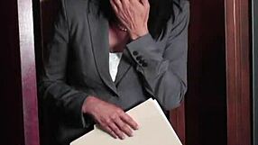 Veronica Avluv and Darcie Dolce have cougar versus kitten lesbian fuck