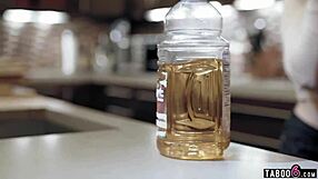 Babysitter teen 18+ fuck while on the phone with boyfriend