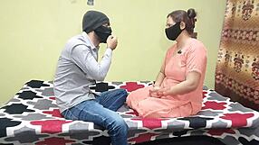 Pakistani hot bhabhi fucked hard on bed