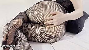 Big Ass Step Mom Gets Fucked in Doggystyle While Daddy Sleeps