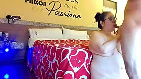 Chichona bien putita-clip with huge latina tits.