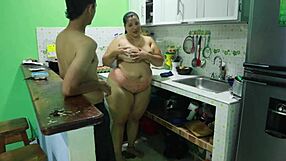 Cuñada Pervertida Se Deja Follar en la Cocina. Rough Quickie with Monster Cock and Cum on Tits.