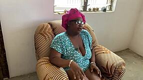 Outdoor conversation turns into passionate ass worship and multiple cumshots with bbw girlfriend