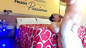 Chichona bien putita-clip with huge latina tits.