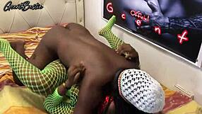 Rough and fast black couple fucking in amateur porn