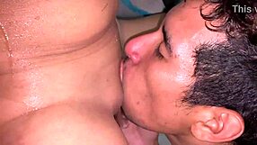 Mi Hermanastra Se Esta Duchando Y Estro Y Le Ordeño Su Grandes Teta. Brunette Teen Licks Transsexual Pussy In Hardcore Sex.