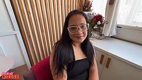 Raquel Morena T�mida Que Ficou Bem Safada Na Hora De Dar O C�