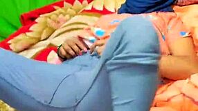 i secretly filmed my indian bhabhi changing her saree