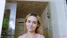 Sun-kissed model enjoys a refreshing shower 😊